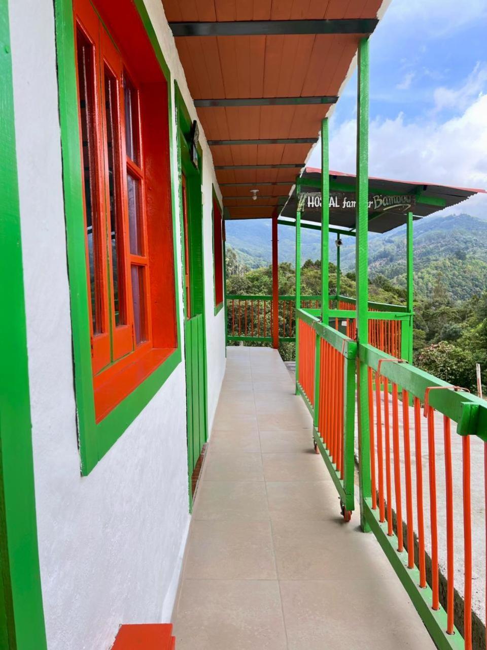 Hostal Bamboo Саленто Экстерьер фото